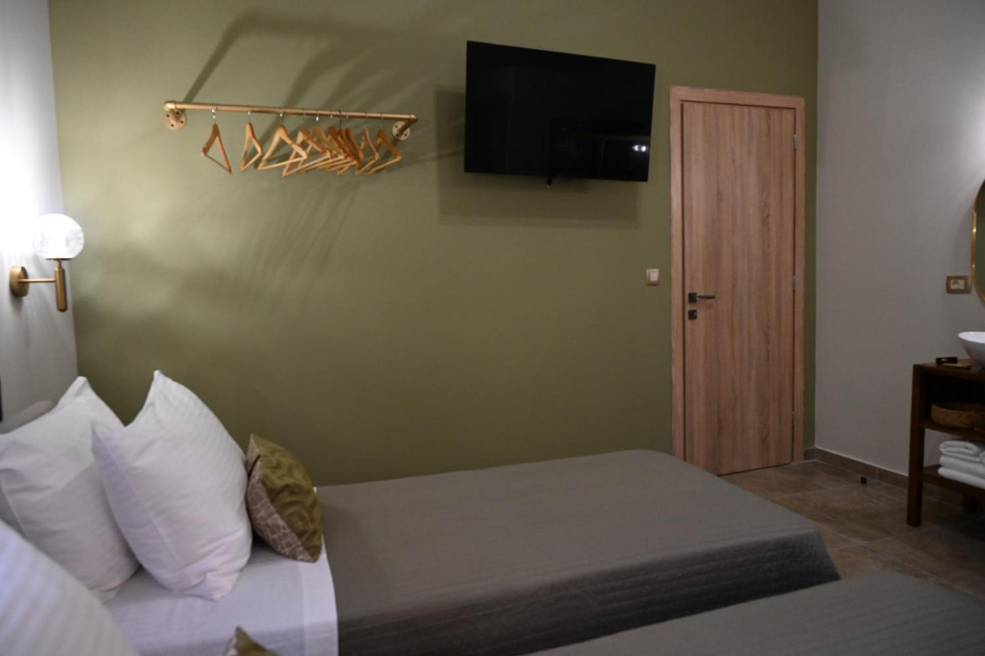 Aparthotel Vivis Hub Argostoli  Exterior foto